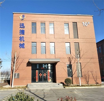 走進(jìn)工廠